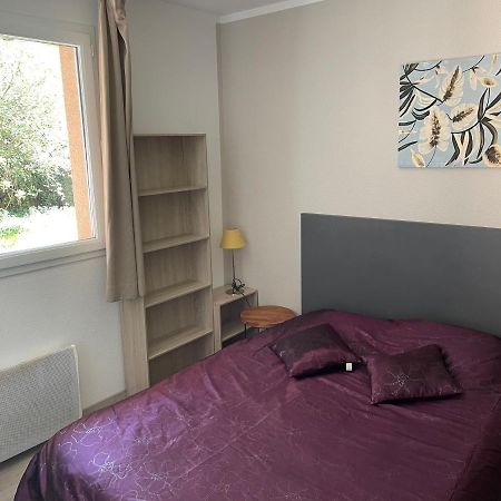 Le Voilier. Honfleur T2 Dans Residence Avec Piscine Équemauville Kültér fotó